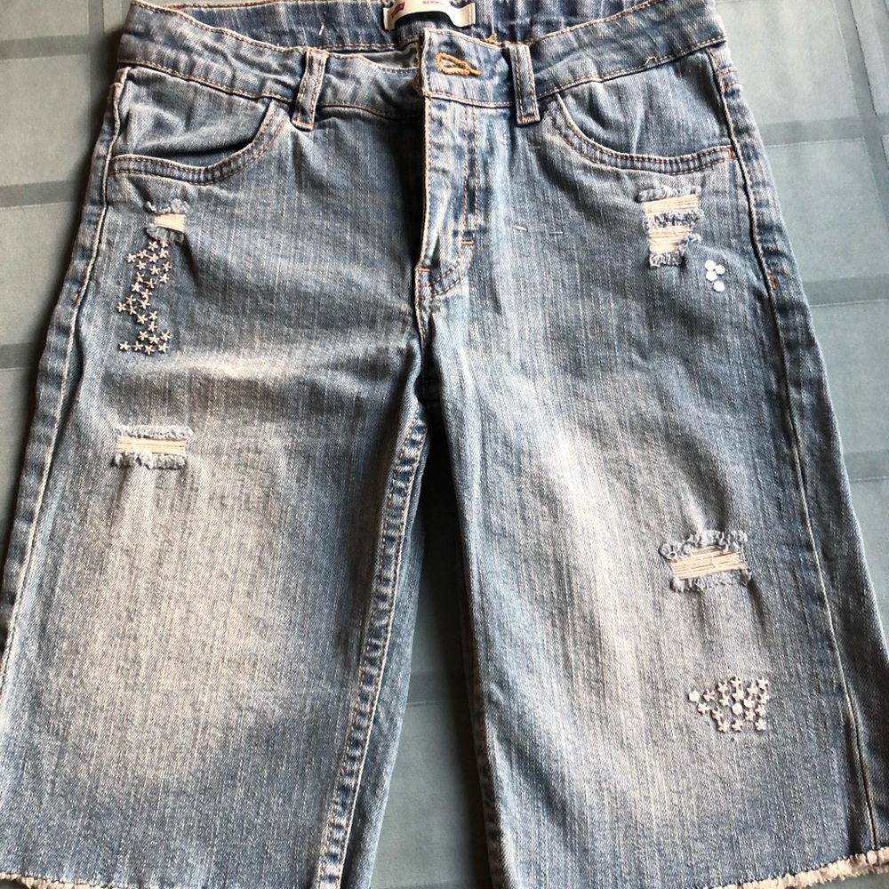 Levi’s Jean Bermuda Shorts Girls size 14